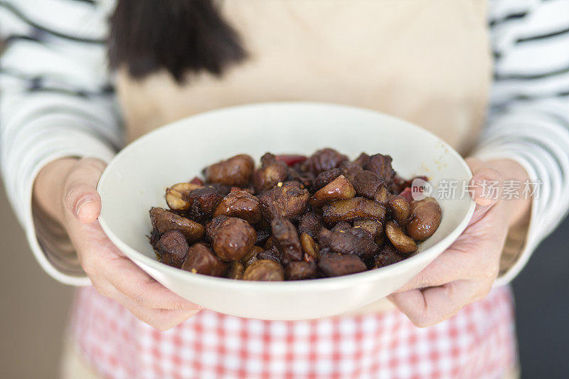 栗子红烧猪肉