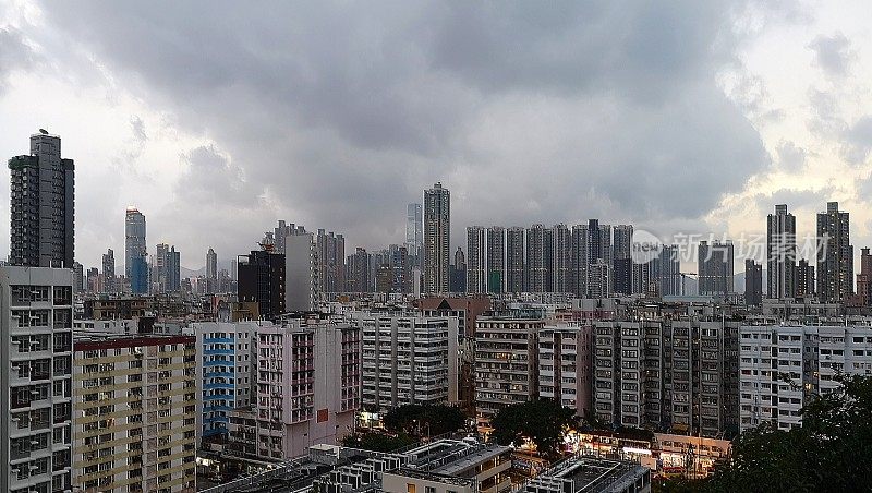 香港深水?花园山的九龙城景观