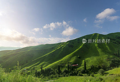 昆仑山的草原