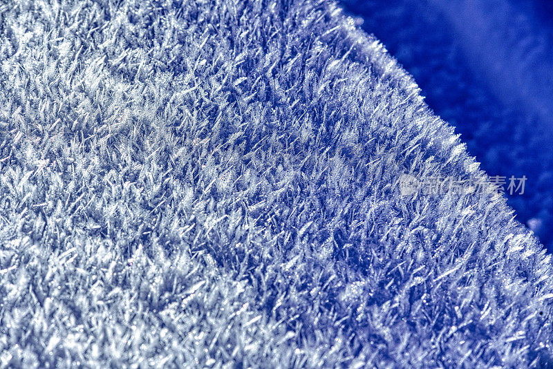 雪晶体表面灰白色细节