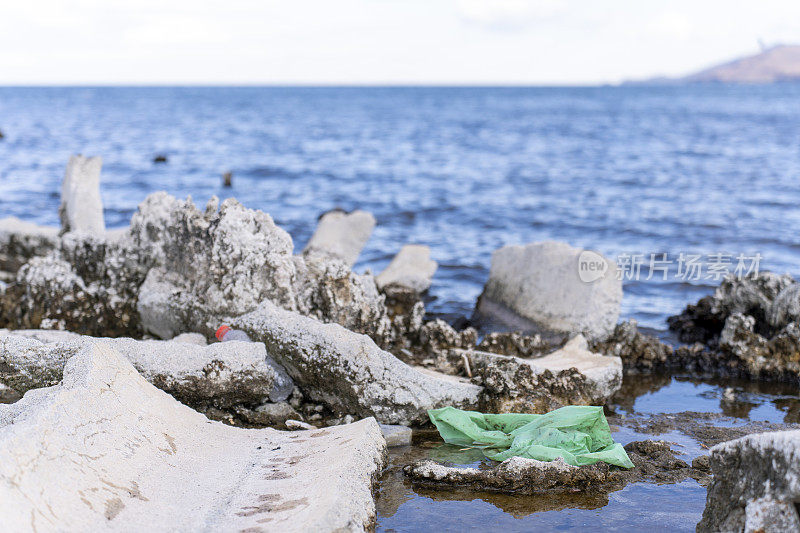 海洋中的塑料垃圾。