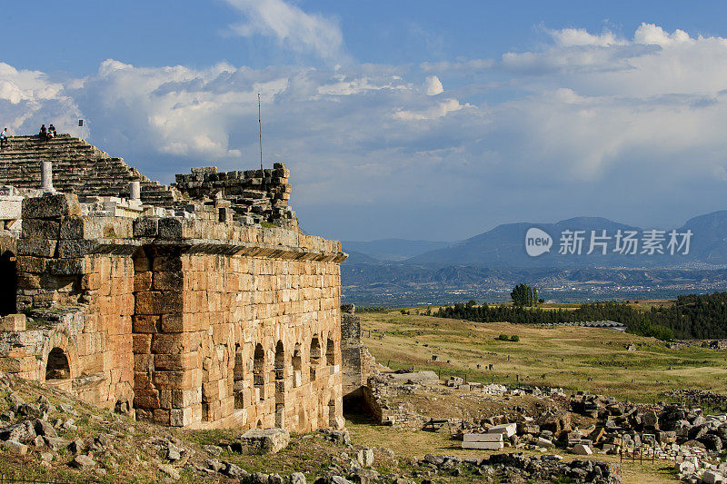 希拉波利斯地区在土耳其的pamukkale