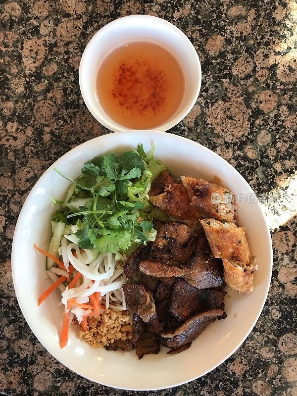 越南粉扒猪肉