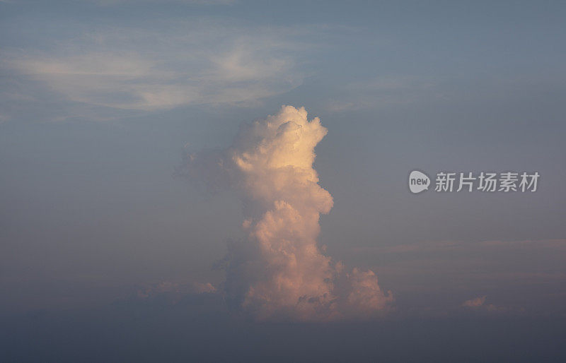 垂直积云Cloudscape