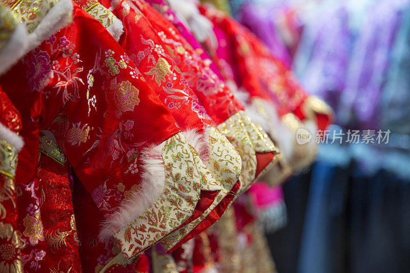 中国丝绸衣服