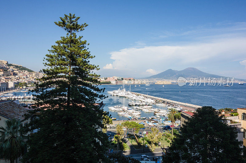 从波西利波山看那不勒斯