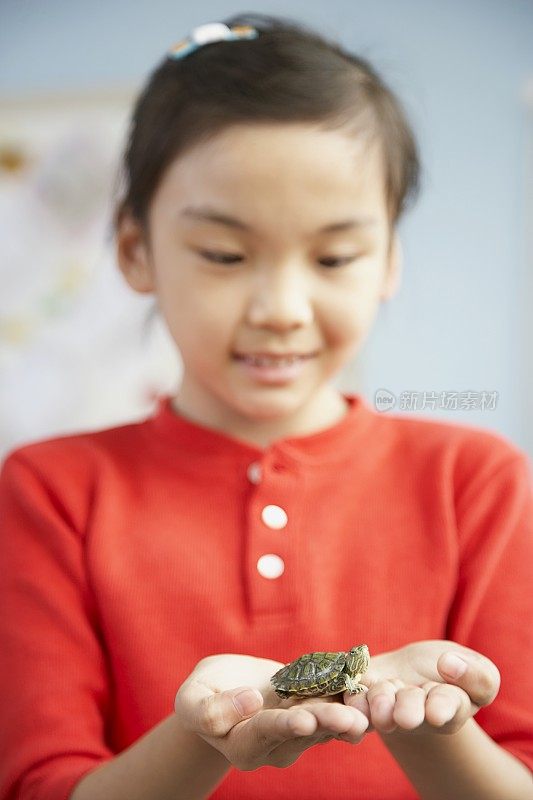 中国学生在学校的教室里