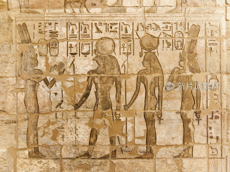 麦地那哈布神庙的象形文字