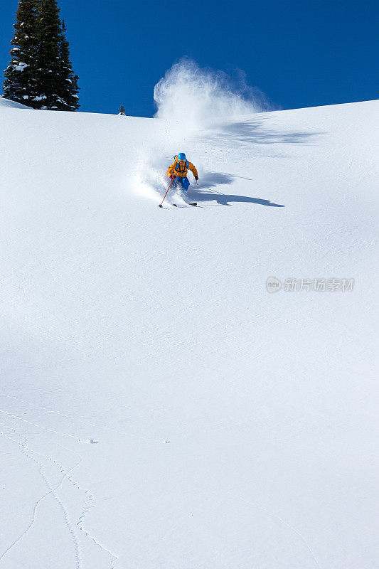 粉滑雪