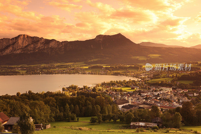 奥地利蒙西顶视图景观夏季日落