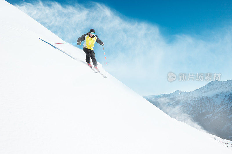 雪滑雪雕刻