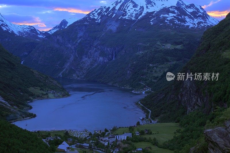 挪威黄昏，Geiranger峡湾