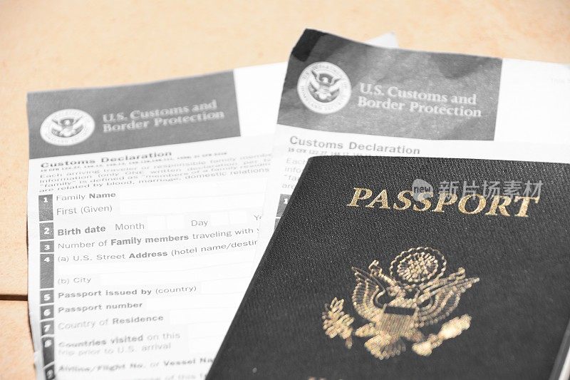 美国护照和美国入境表格
