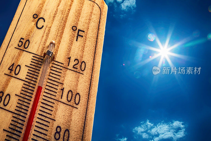 太阳温度40度。炎热的夏天。夏季气温高