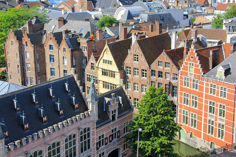 从根特的几个传统比利时建筑俯瞰