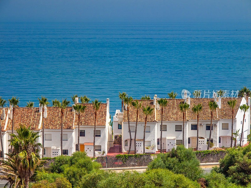 白房子，度假公寓;在西班牙的太阳海岸
