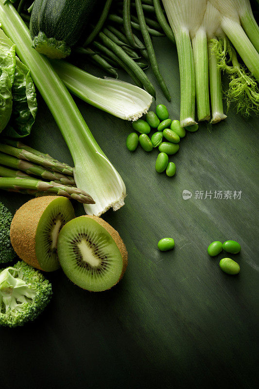 蔬菜:各种绿色蔬菜静物