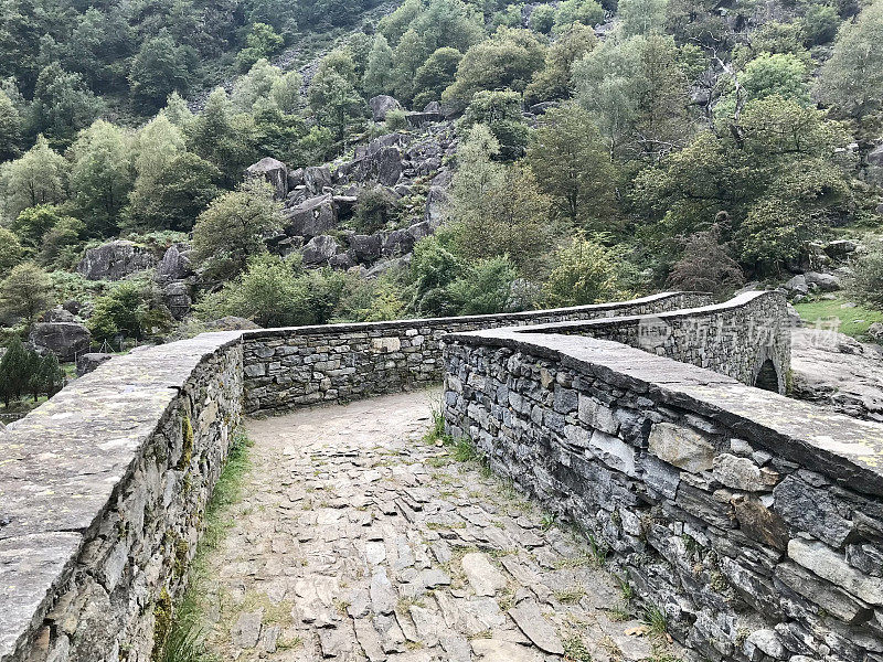 瑞士-提契诺州-巴勒马吉亚-风景