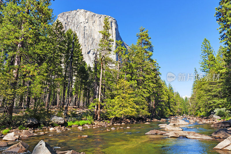 默塞德河和酋长岩