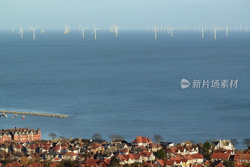 北威尔士海岸的海上风力发电场