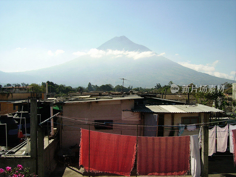 危地马拉安提瓜和阿瓜火山