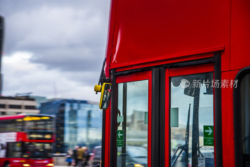 伦敦的公共汽车