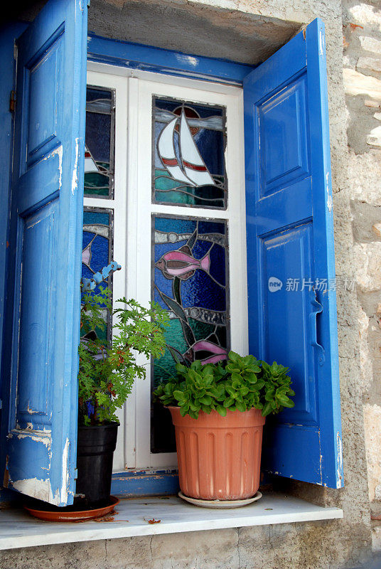 希腊窗，彩色玻璃