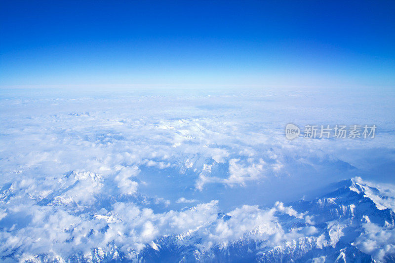 从高处看阿尔卑斯山