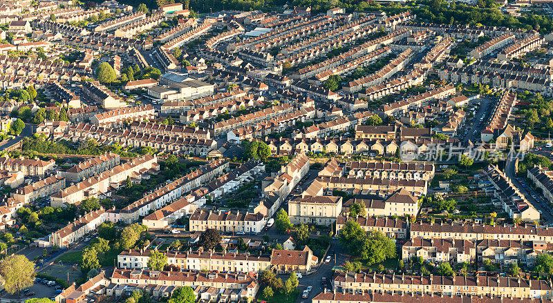 从空中拍摄的英国居民街道