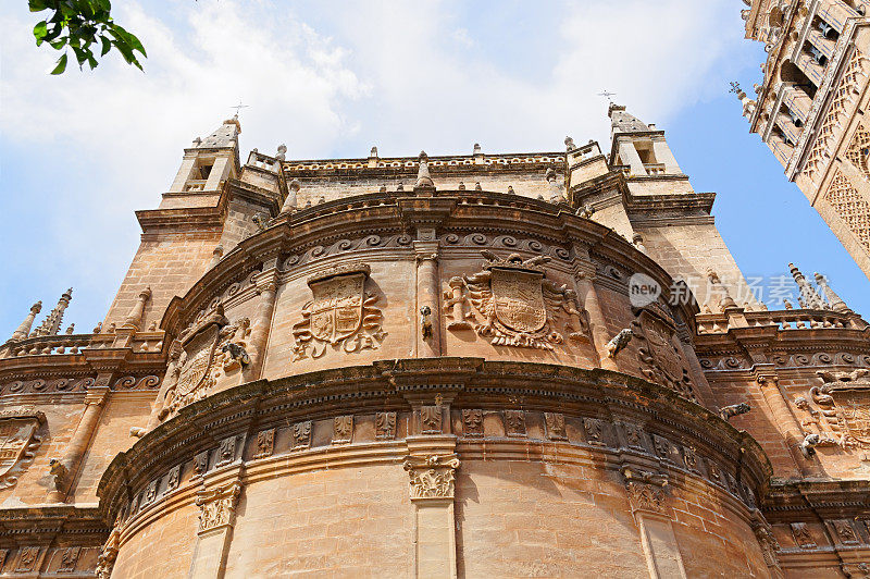 西班牙塞维利亚的历史建筑和纪念碑。圣玛丽亚大教堂