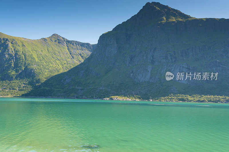 在挪威享受夏日时光，挪威罗浮敦群岛和日落美景