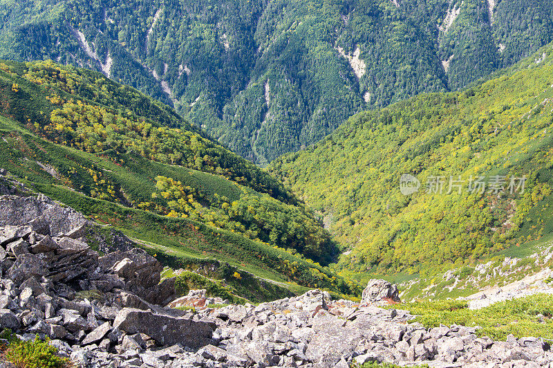 南阿尔卑斯山,日本山梨县县