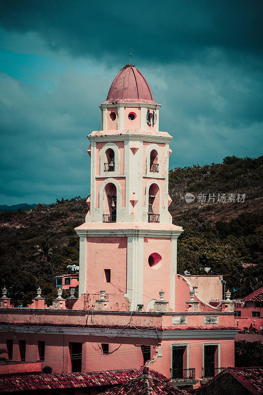古巴特立尼达圣弗朗西斯科教堂的伊格莱西亚教堂