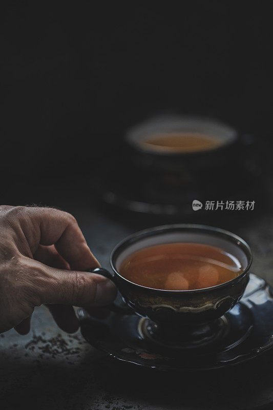 茶是最常见的热饮享受