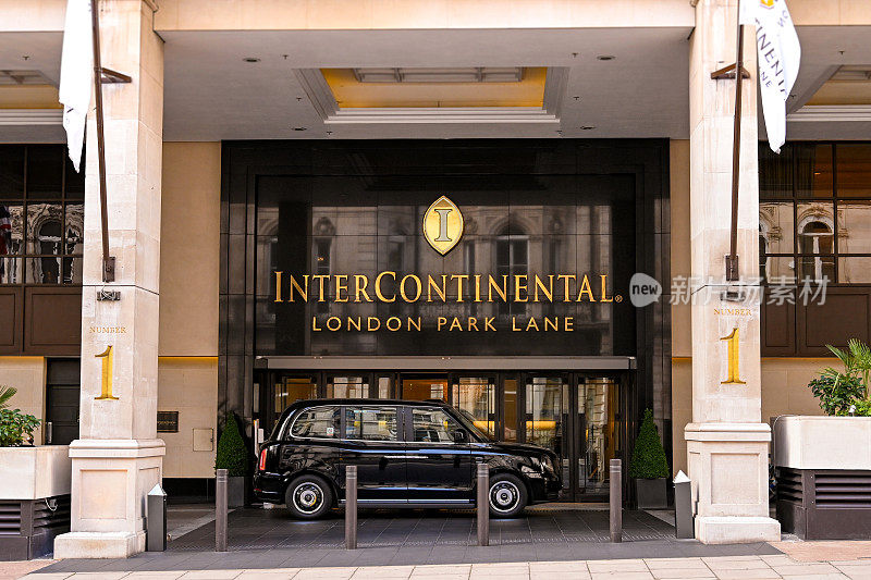洲际酒店的入口在公园巷