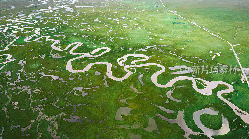 甘肃阿旺仓湿地鸟瞰图