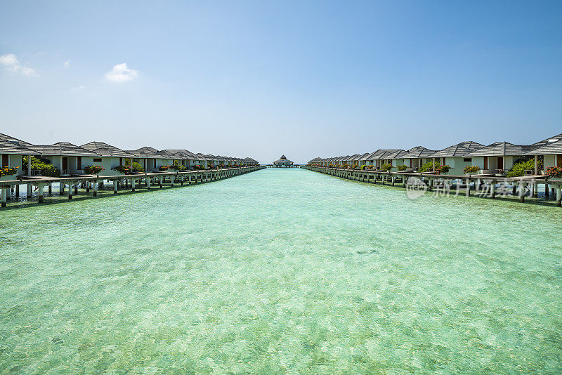 马尔代夫南阿里环礁太阳岛度假胜地的平房