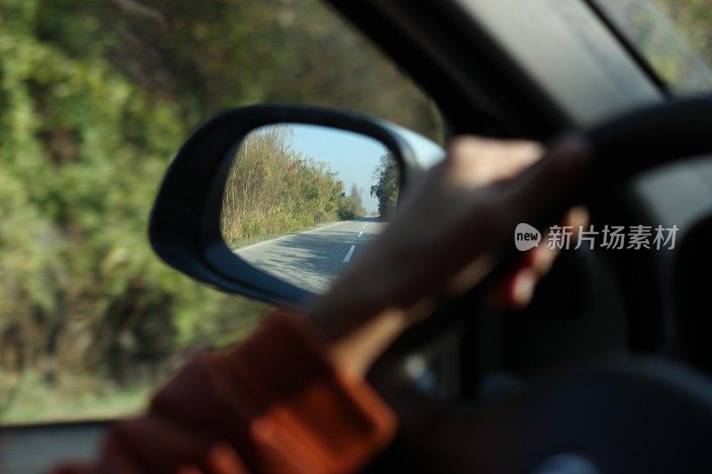 通往乡村土地的道路