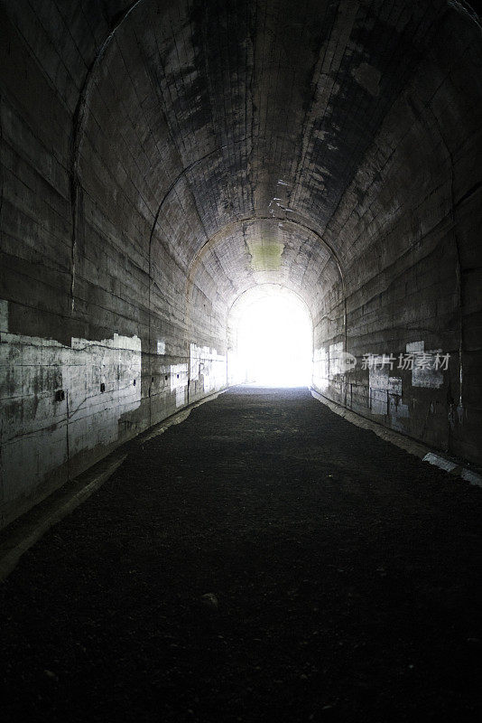 奥赛罗隧道5号隧道，位于加拿大不列颠哥伦比亚省的落基山脉科基哈拉峡谷省级公园