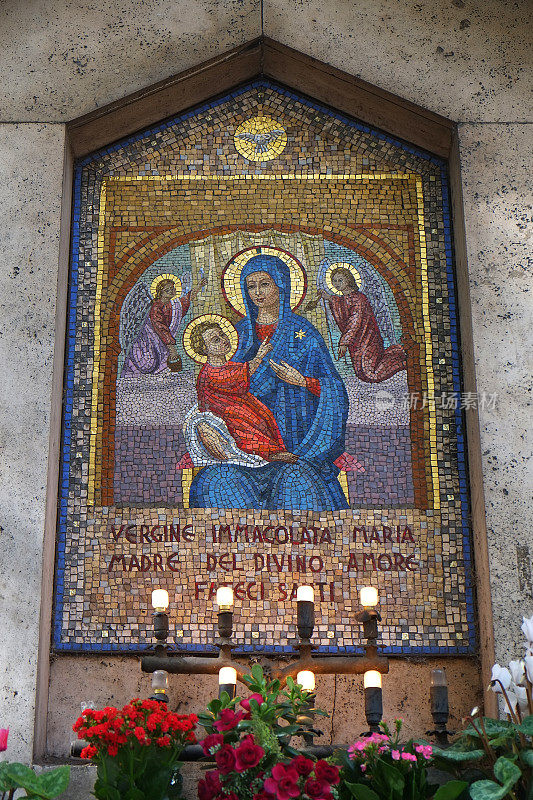 罗马-描绘圣母玛利亚和耶稣的马赛克