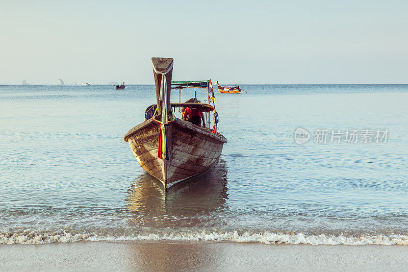 海上停船