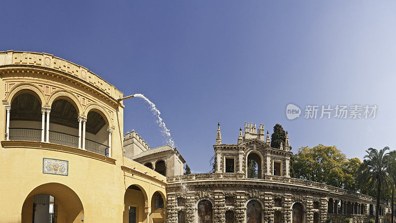 塞维利亚皇家阿尔萨尔拱门和喷泉