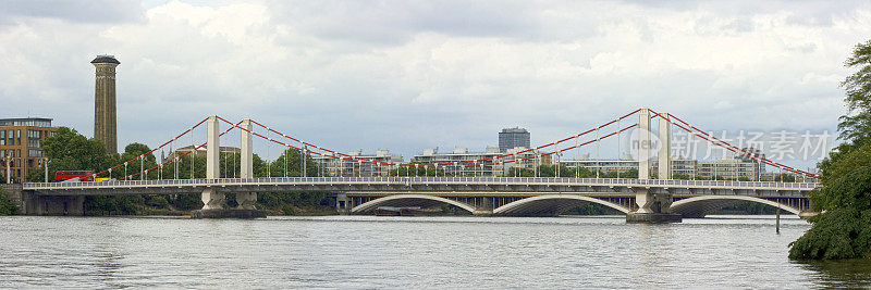 伦敦切尔西桥
