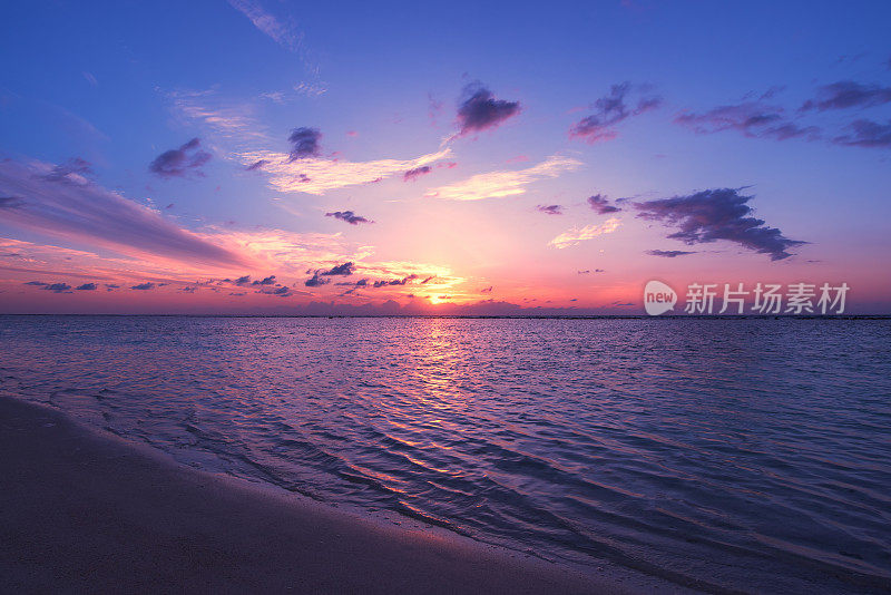 海上日落