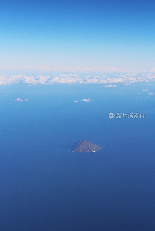 西西里岛的阿利库迪岛