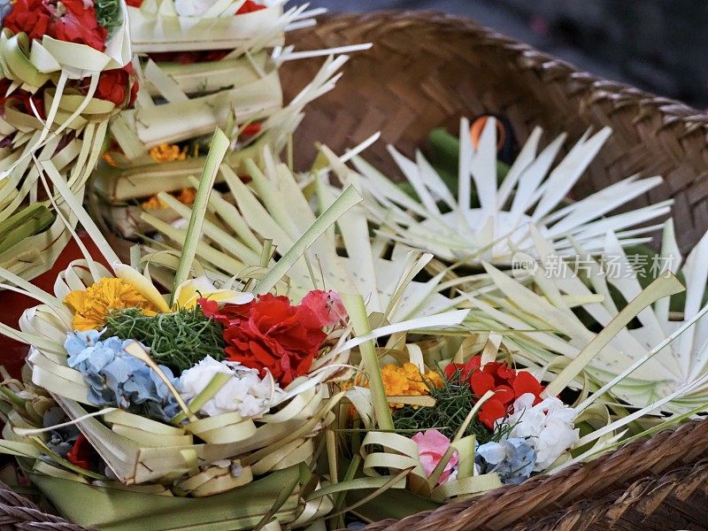 传统的巴厘岛供花