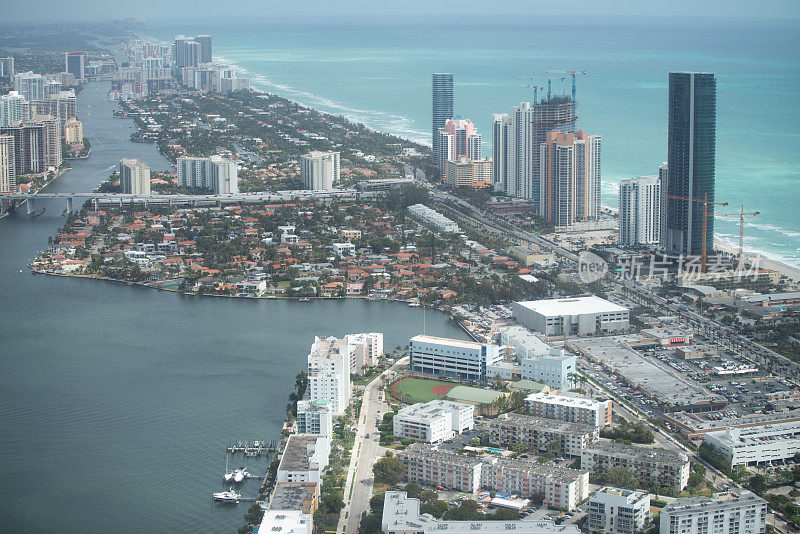 北迈阿密海滩令人惊叹的鸟瞰图。佛罗里达。美国