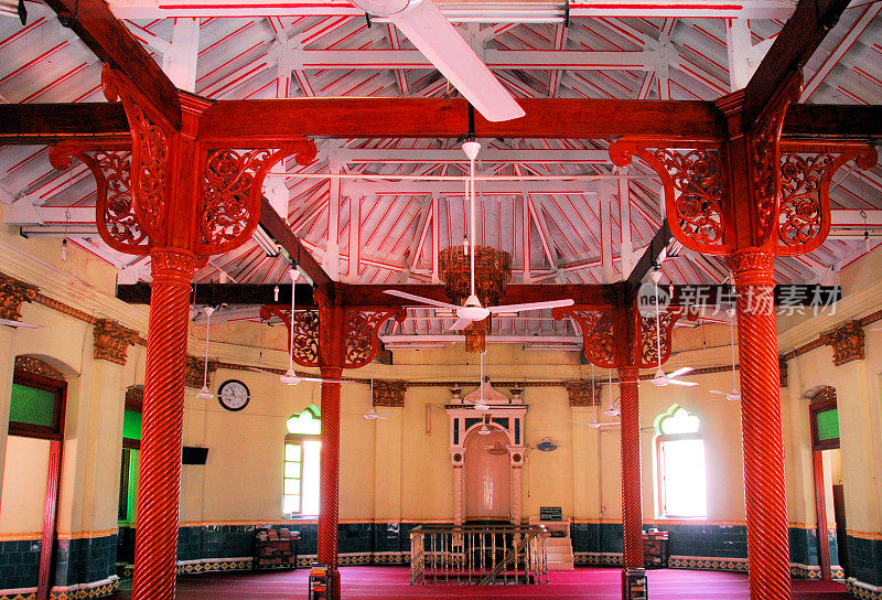 Jami-Ul-Alfar清真寺，红色清真寺-祈祷大厅和mirhab，科伦坡，斯里兰卡