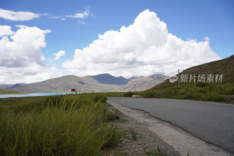 中国西藏的湖景