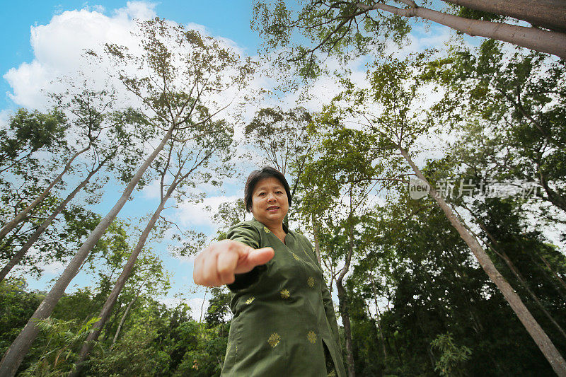 一个亚洲女人的肖像